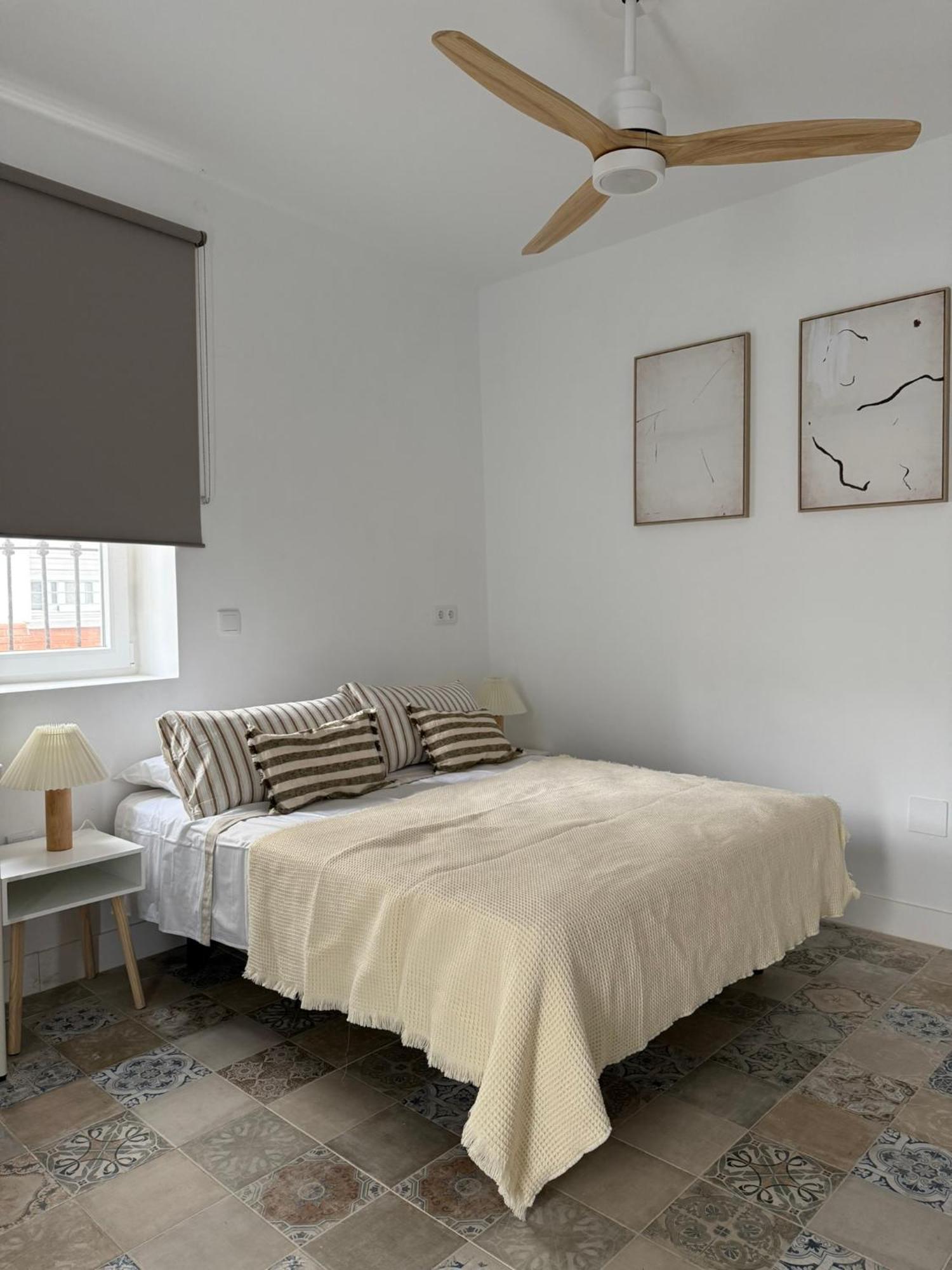The Sunnydise Apartments Malaga Exterior photo